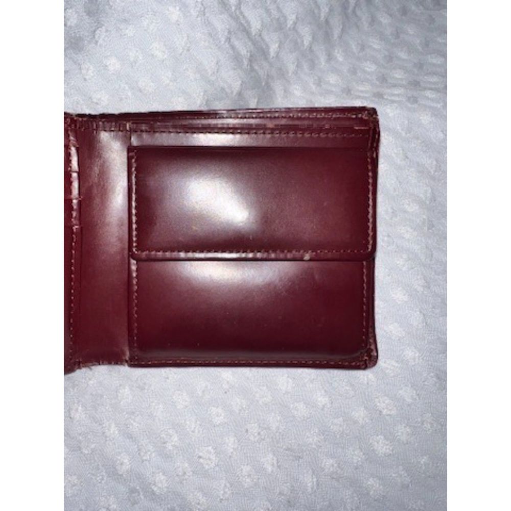 GUC Burberry Smooth Leather Bifold Wallet - Picture 7 of 12